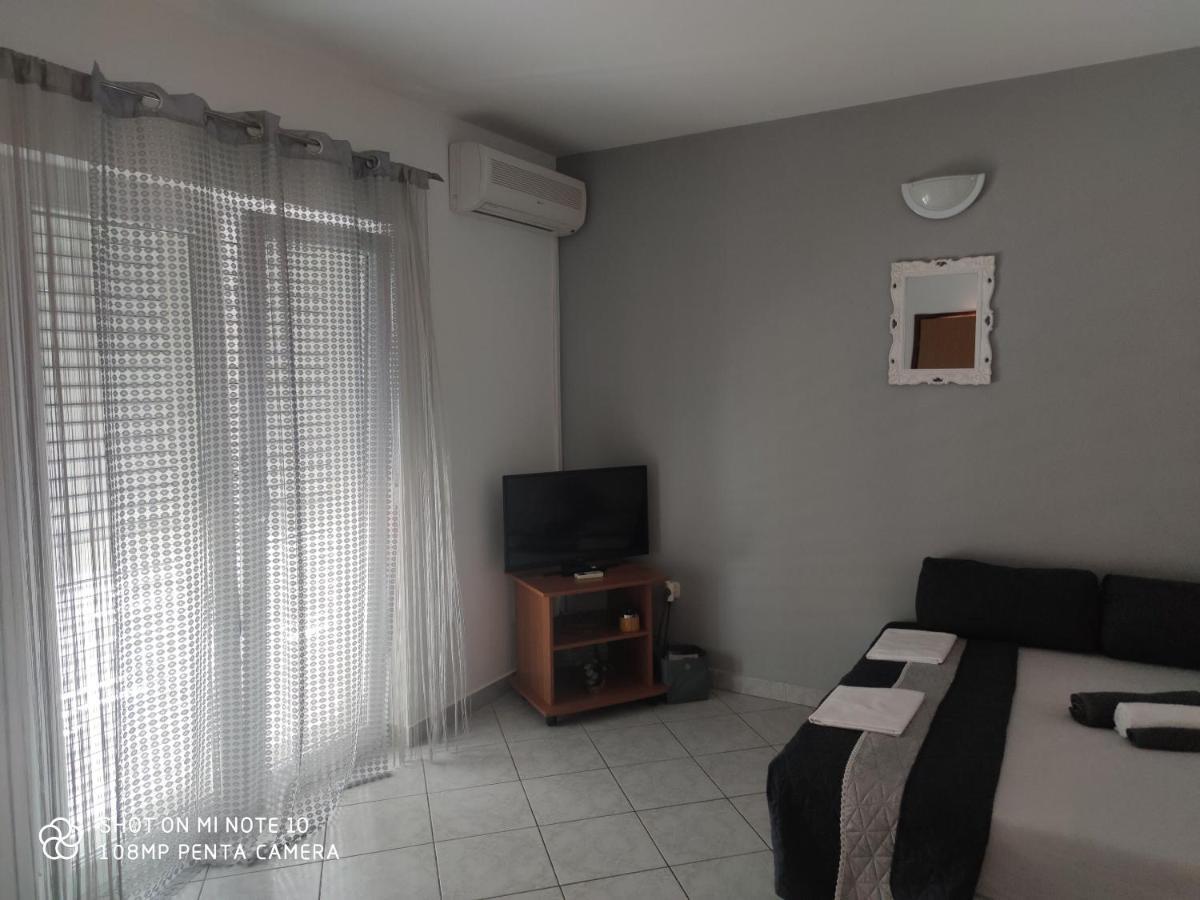 Apartments Marko Драге Экстерьер фото